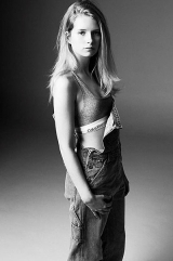 ������ ���� ���� ����� ����� ����� Calvin Klein