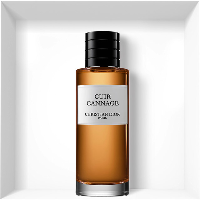 ����� ����