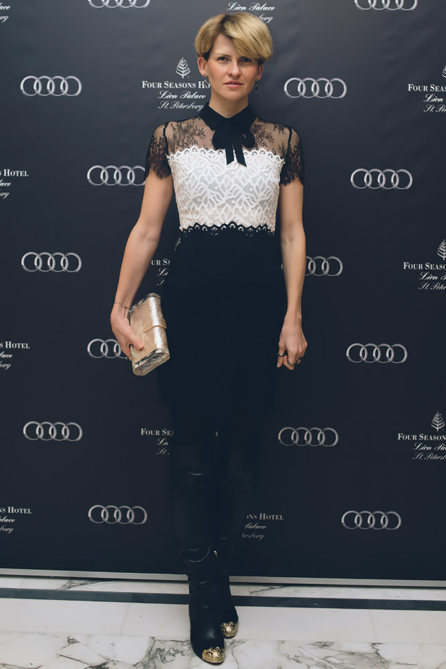 ������ ������� �� �������� ���� ����� ���������� � �����-����������