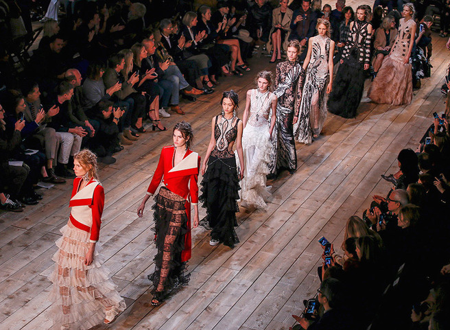    Alexander McQueen   ,    