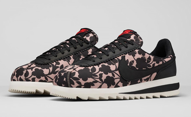  Nike   Liberty  12- 