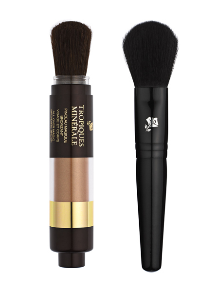 Бронзирующая кисть All Over Magic Bronzing Brush и кисть для румян Ageless Minerale Blush Brush Бронзирующая кисть All Over Magic Bronzing Brush и кисть для румян Ageless Minerale Blush Brush